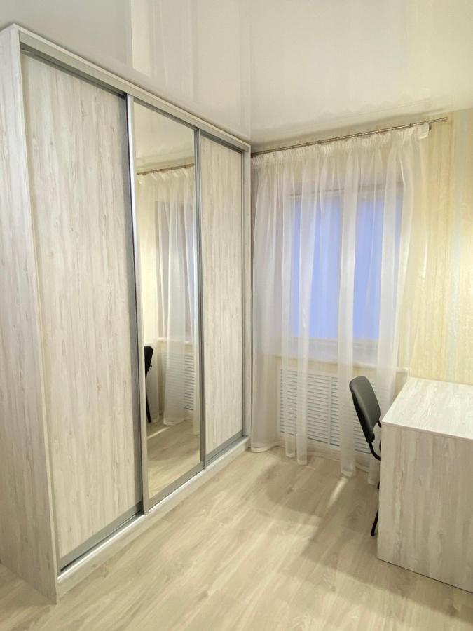 Suite Mira Avenue Center Двухкомнатная Квартира В Центре Возле Тц Цум Csernyihiv Kültér fotó